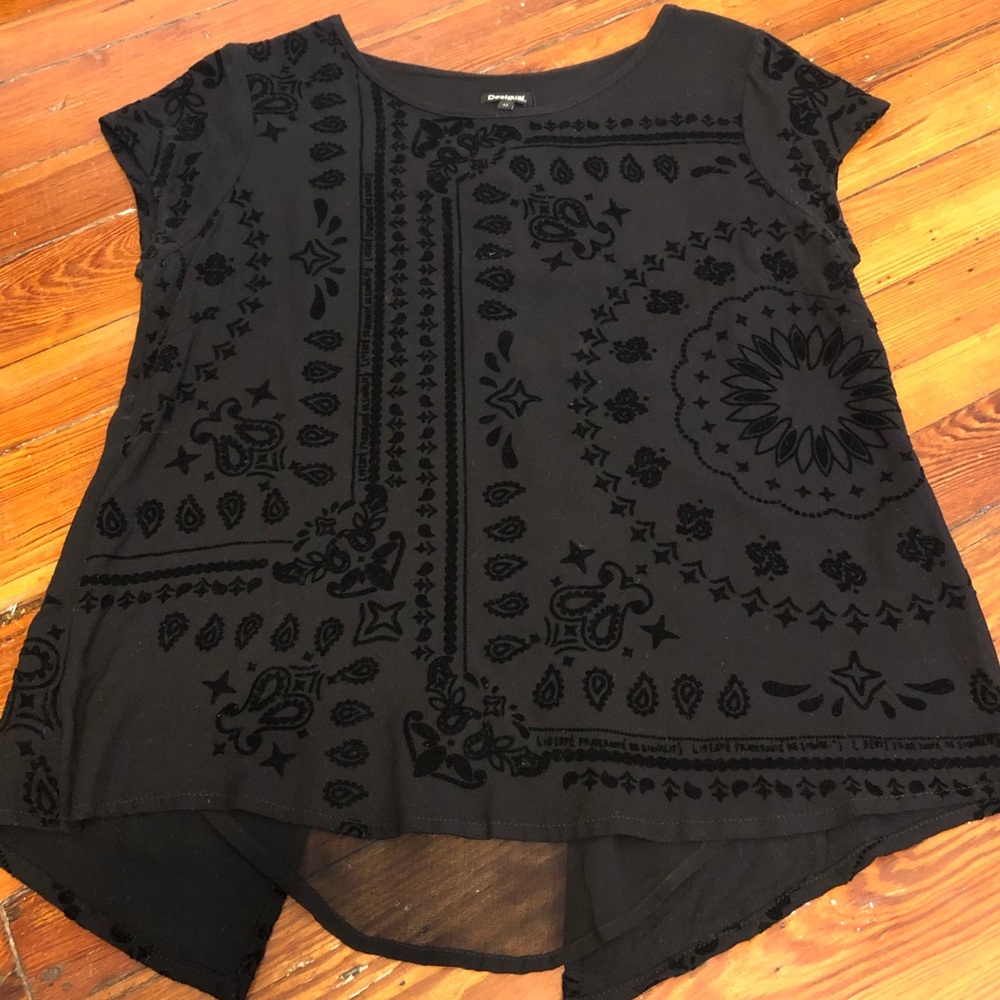 NWT Desigual Split Back Top (European M, US S)